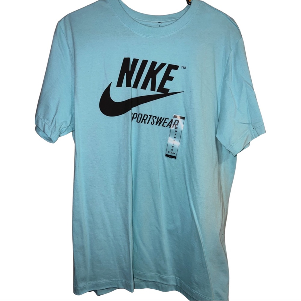 Nike T-shirt